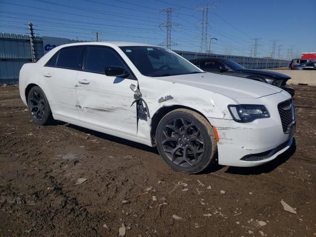 2020 Chrysler 300 Touring