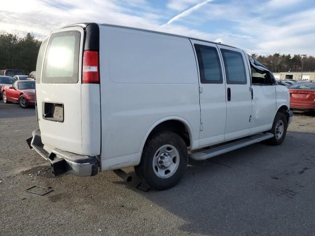 2020 Chevrolet Express G2500