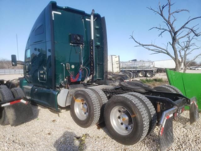 2018 Kenworth Construction T680