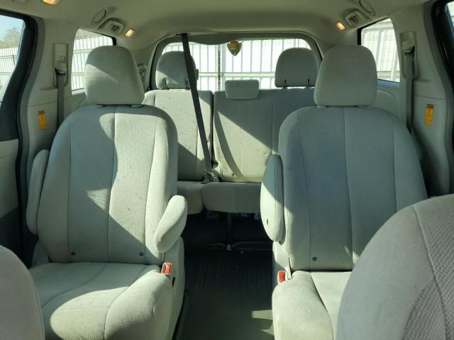 2014 Toyota Sienna