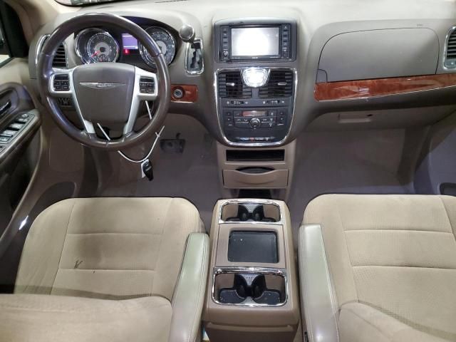 2011 Chrysler Town & Country Touring