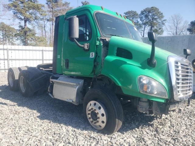 2019 Freightliner Cascadia 113