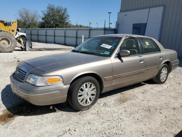 2003 Ford Crown Victoria LX