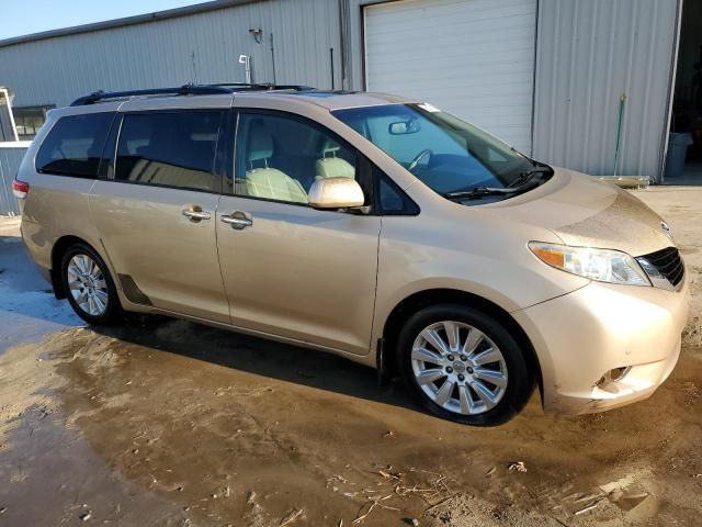 2011 Toyota Sienna XLE