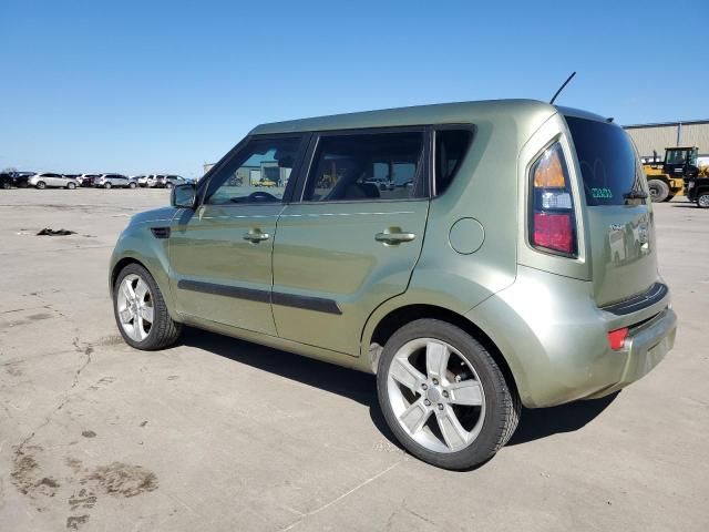 2011 KIA Soul +