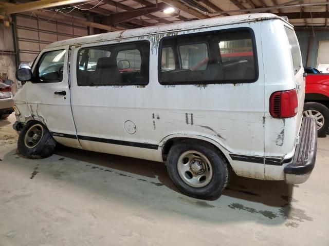 2001 Dodge RAM Wagon B1500