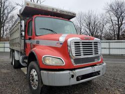 Compre camiones salvage a la venta ahora en subasta: 2005 Freightliner M2 112 Medium Duty