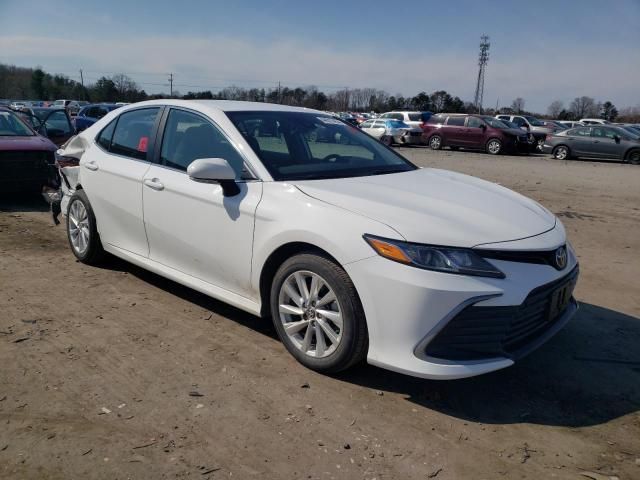 2024 Toyota Camry LE