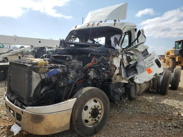 2019 Freightliner Cascadia 125