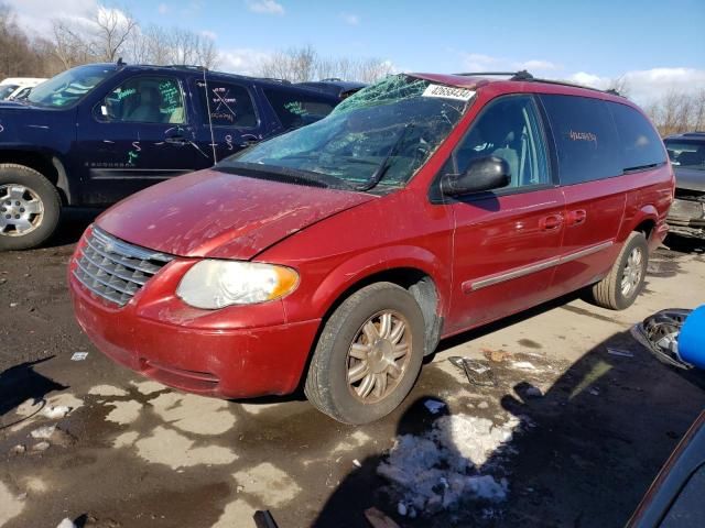 2005 Chrysler Town & Country Touring