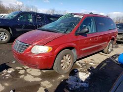 2005 Chrysler Town & Country Touring en venta en Marlboro, NY