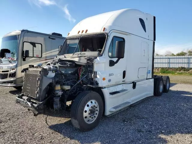 2015 Freightliner Cascadia 125