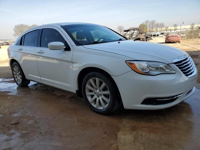 2013 Chrysler 200 Touring