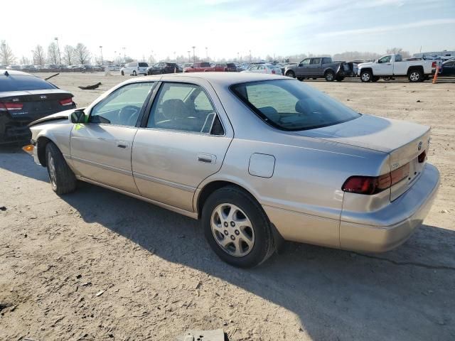 1999 Toyota Camry LE