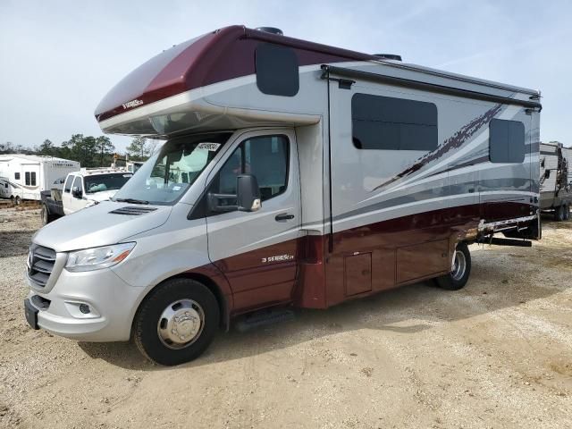 2021 Mercedes-Benz Sprinter 3500