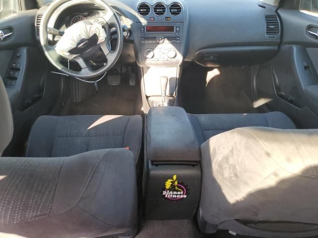 2010 Nissan Altima Base