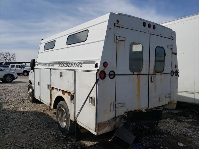 2000 Ford Econoline E350 Super Duty Cutaway Van