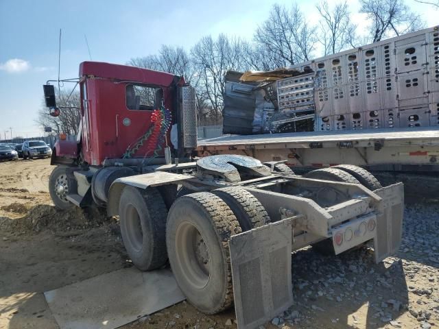 2006 Kenworth Construction T800