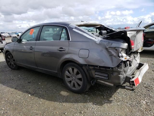 2005 Toyota Avalon XL