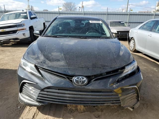 2022 Toyota Camry LE