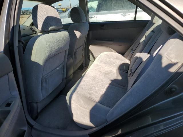 2004 Toyota Camry LE