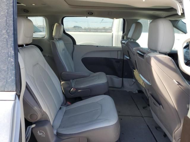 2018 Chrysler Pacifica Touring L Plus