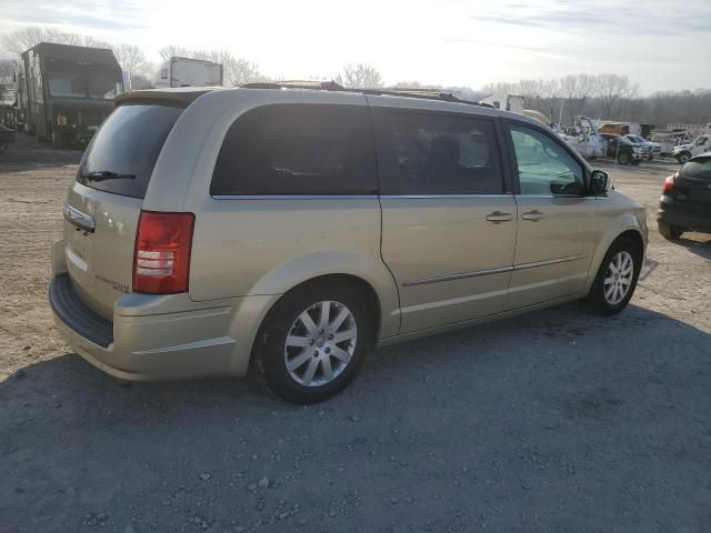 2010 Chrysler Town & Country Touring Plus