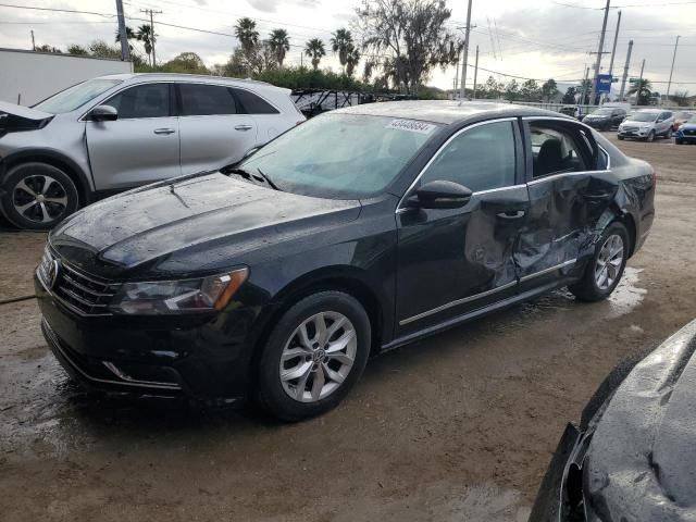 2016 Volkswagen Passat S