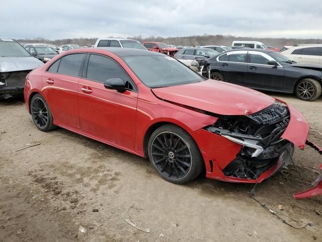 2019 Mercedes-Benz A 220