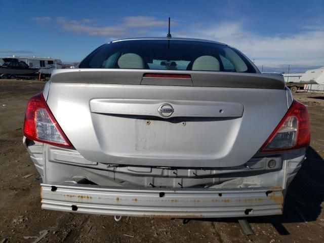 2014 Nissan Versa S