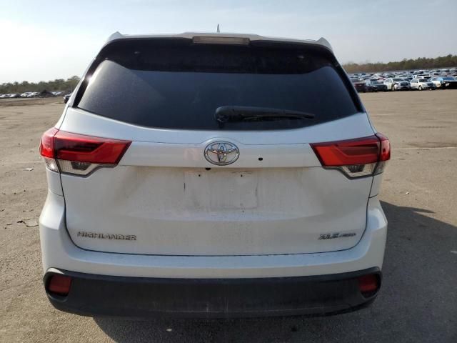 2019 Toyota Highlander SE