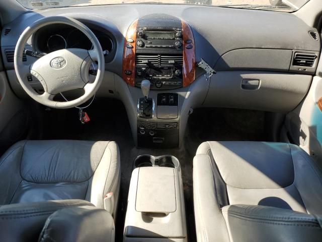 2008 Toyota Sienna XLE