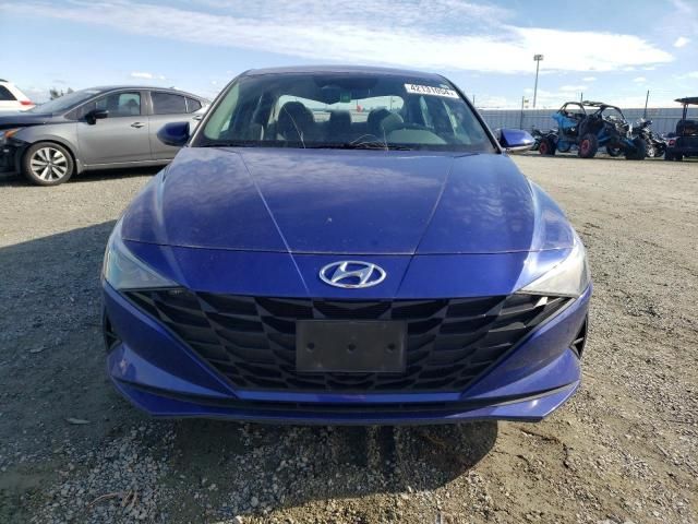 2021 Hyundai Elantra SE