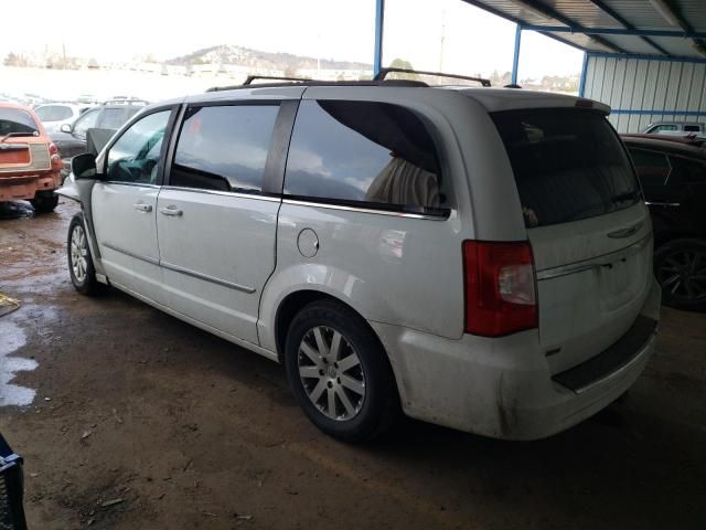 2016 Chrysler Town & Country Touring