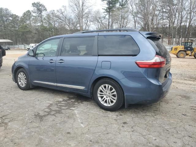 2015 Toyota Sienna XLE