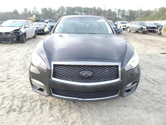 2016 Infiniti Q70 3.7