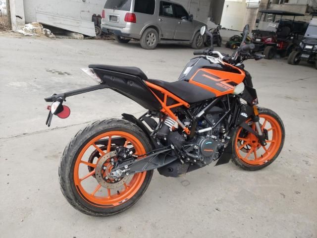 2021 KTM 200 Duke