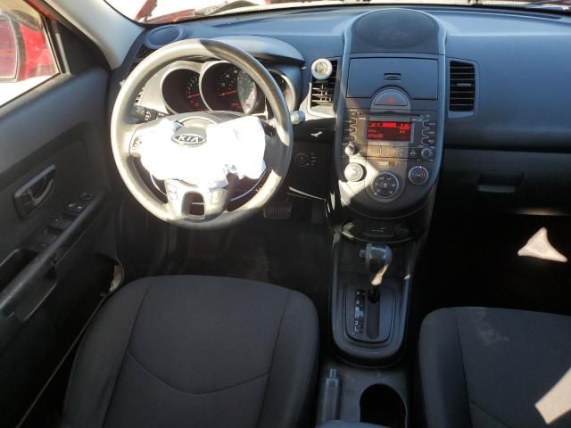 2010 KIA Soul +