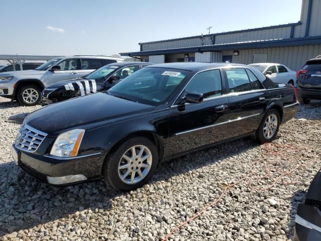 2011 Cadillac DTS Luxury Collection