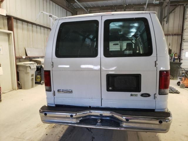 2010 Ford Econoline E250 Van