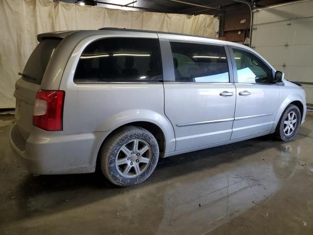 2011 Chrysler Town & Country Touring