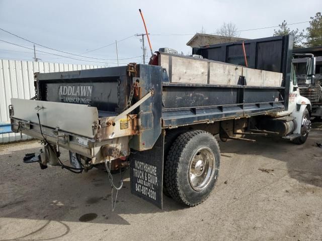 2004 International 4000 4300