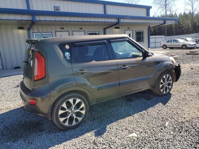 2013 KIA Soul +