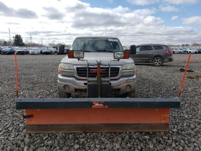 2004 GMC Sierra K2500 Crew Cab