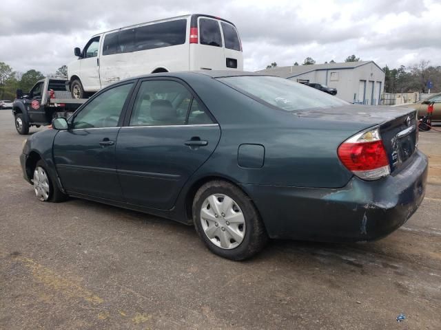 2005 Toyota Camry LE