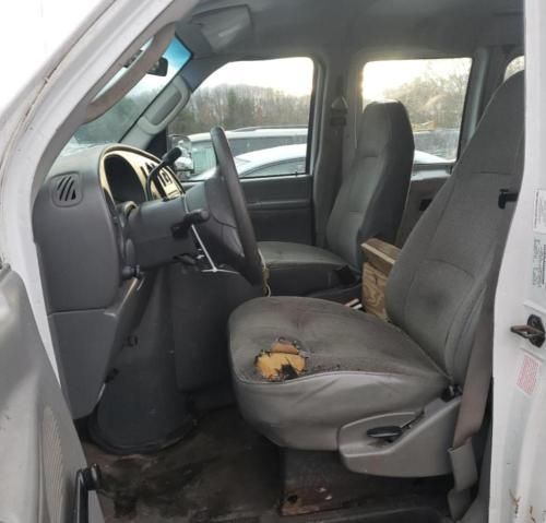 2003 Ford Econoline E250 Van