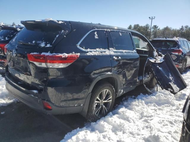 2019 Toyota Highlander LE