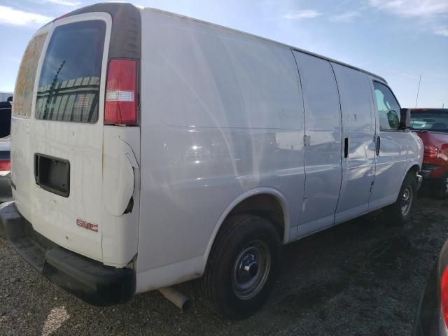 2016 Chevrolet Express G2500