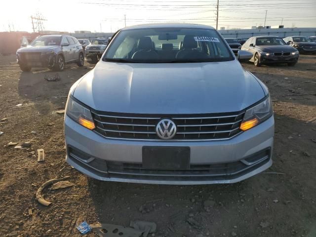 2017 Volkswagen Passat SE