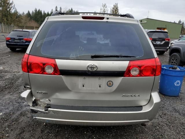 2009 Toyota Sienna CE